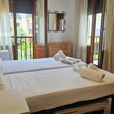 Mul001 Bright 2 Bedroom With Pool View Ayamonte