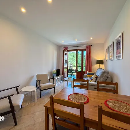 Mul001 Bright 2 Bedroom With Pool View *